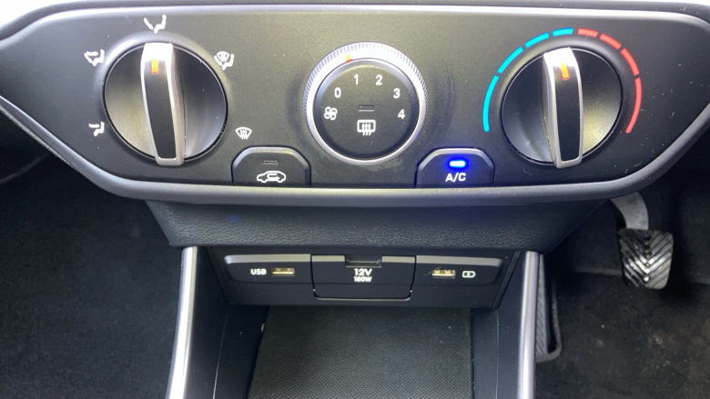 Hyundai i20 1.0T GDi 48V MHD SE Connect 5dr Petrol Hatchback